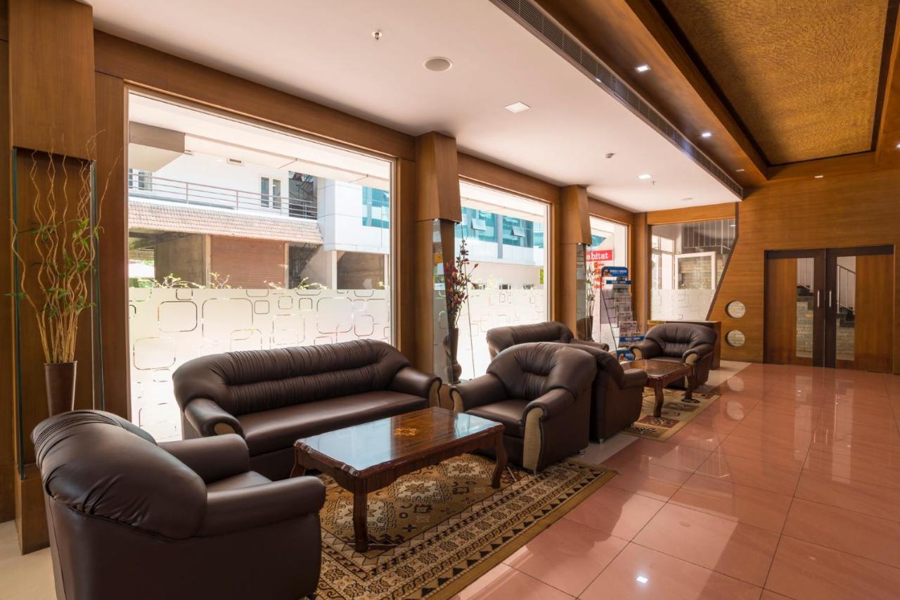 Sree Gokulam Residency Thrissur Exterior foto