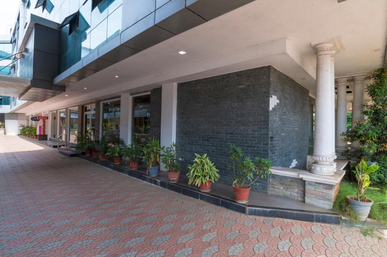 Sree Gokulam Residency Thrissur Exterior foto