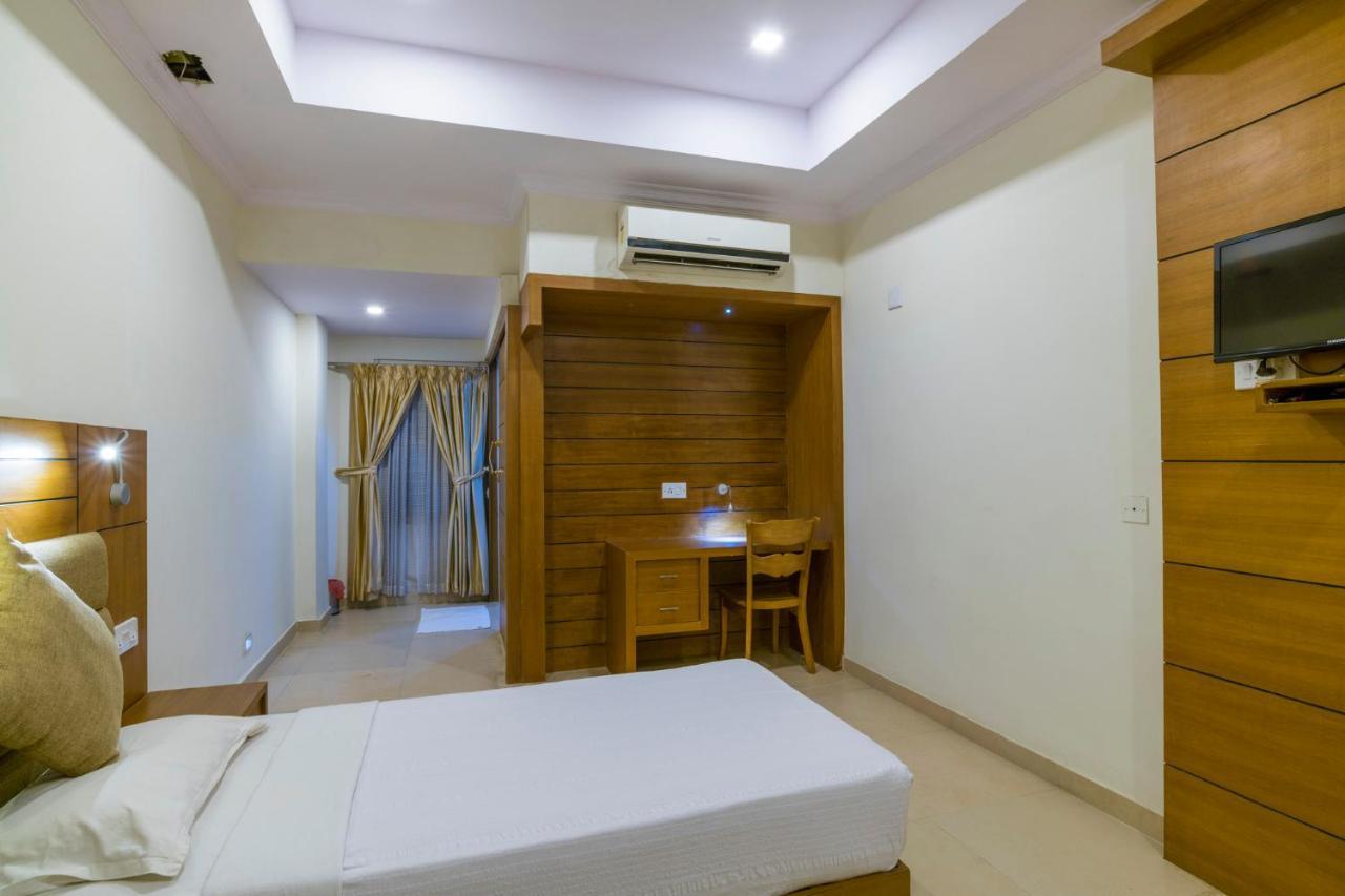 Sree Gokulam Residency Thrissur Exterior foto